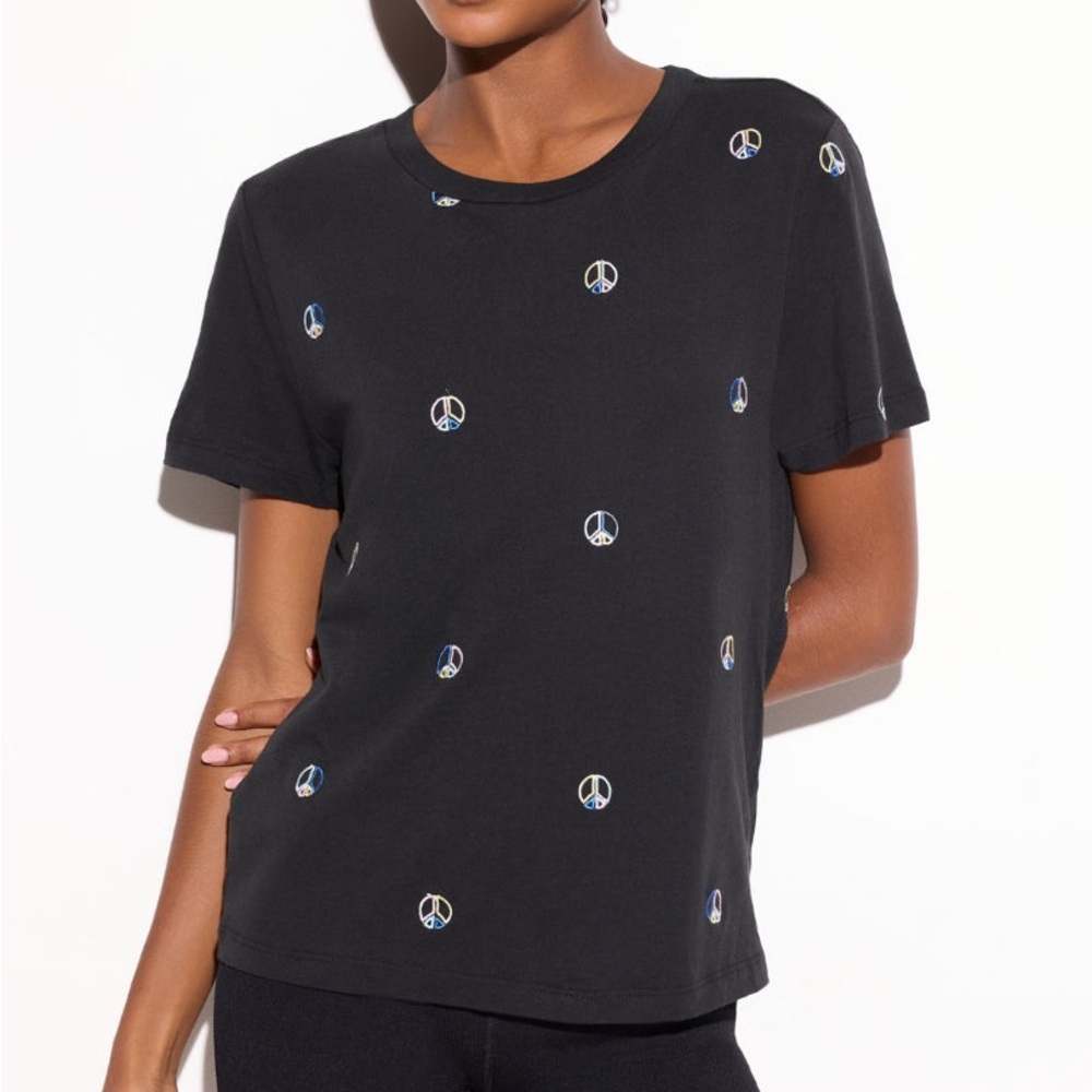 Peace emblem Fairfax tee